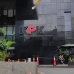 Bupati OKU Diperiksa KPK: Kasus Korupsi Proyek PUPR
