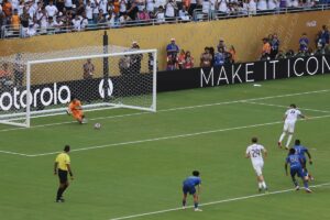Drama Final! Real Madrid Imbang Al Hilal, Penalti Gagal Xabi Alonso