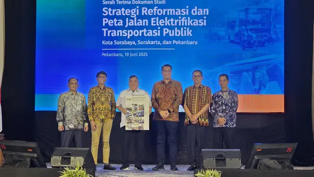 Elektrifikasi Transportasi: Solusi Kemenhub Kurangi Emisi Gas Rumah Kaca