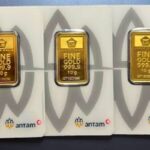 Harga Emas Antam Anjlok! Cek Update Harga 19 Juni 2025