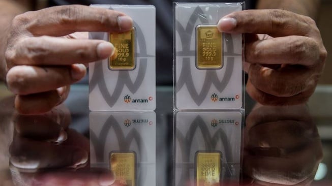 Harga Emas Antam Turun Drastis! Kini Rp1,8 Juta/Gram