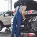 Hindari Jebakan! 5 Ciri Mobil Bekas Bermasalah & Tak Layak Beli