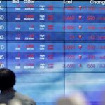 IHSG Diprediksi Menukik Tajam, Ancaman Resesi Global Mengintai