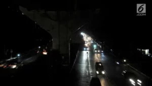 Jakarta Ramah Lingkungan: Padamkan Listrik, Kurangi Emisi Karbon!