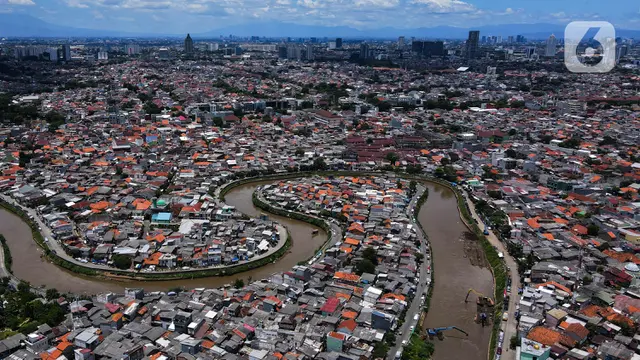 Jejak Sejarah Ciliwung: Dari Batavia Menuju Jakarta Modern