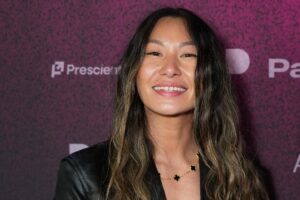 Lucy Guo: Miliarder Muda Geser Taylor Swift di 2025?
