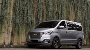 Mobil Keluarga 10 Penumpang Bekas Rp60 Jutaan? Temukan 3 Pilihan Terbaik!