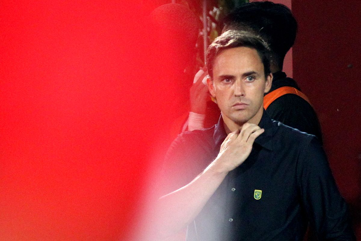 Paul Munster Resmi Latih Bhayangkara FC: Strategi Baru?
