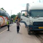 Perbaikan Jalan Jambi Terhenti, Macet 4 Km? Simak Solusinya!