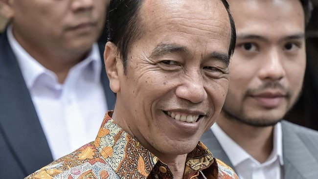 Pilpres 2024: Tiga Kandidat Ketum PSI Tanpa Bayang-Bayang Jokowi