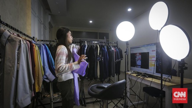 Polemik Pajak Online: Sri Mulyani dan Para Pedagang Digital