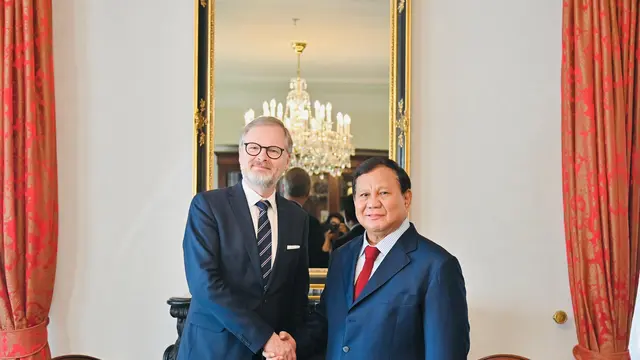 Prabowo Subianto: Pertemuan Strategis di Praha Jelang Kunjungan Rusia