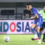 Rachman Irianto Gabung Persib: Haturnuhun Lagi, Bobotoh!