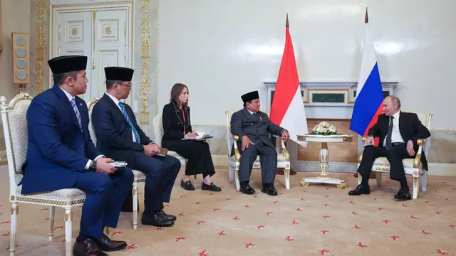 Rahasia Bantuan Rusia: Indonesia Merdeka, Miskin, dan Prabowo Ungkap Kisah