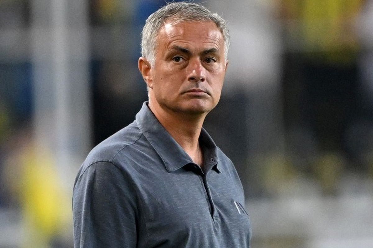 Rahasia Buffon: Mengapa Tolak Mourinho Latih Timnas Italia?