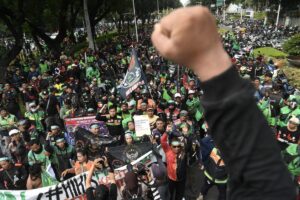 Regulasi Transportasi Online: Tantangan & Peluang di Masa Depan