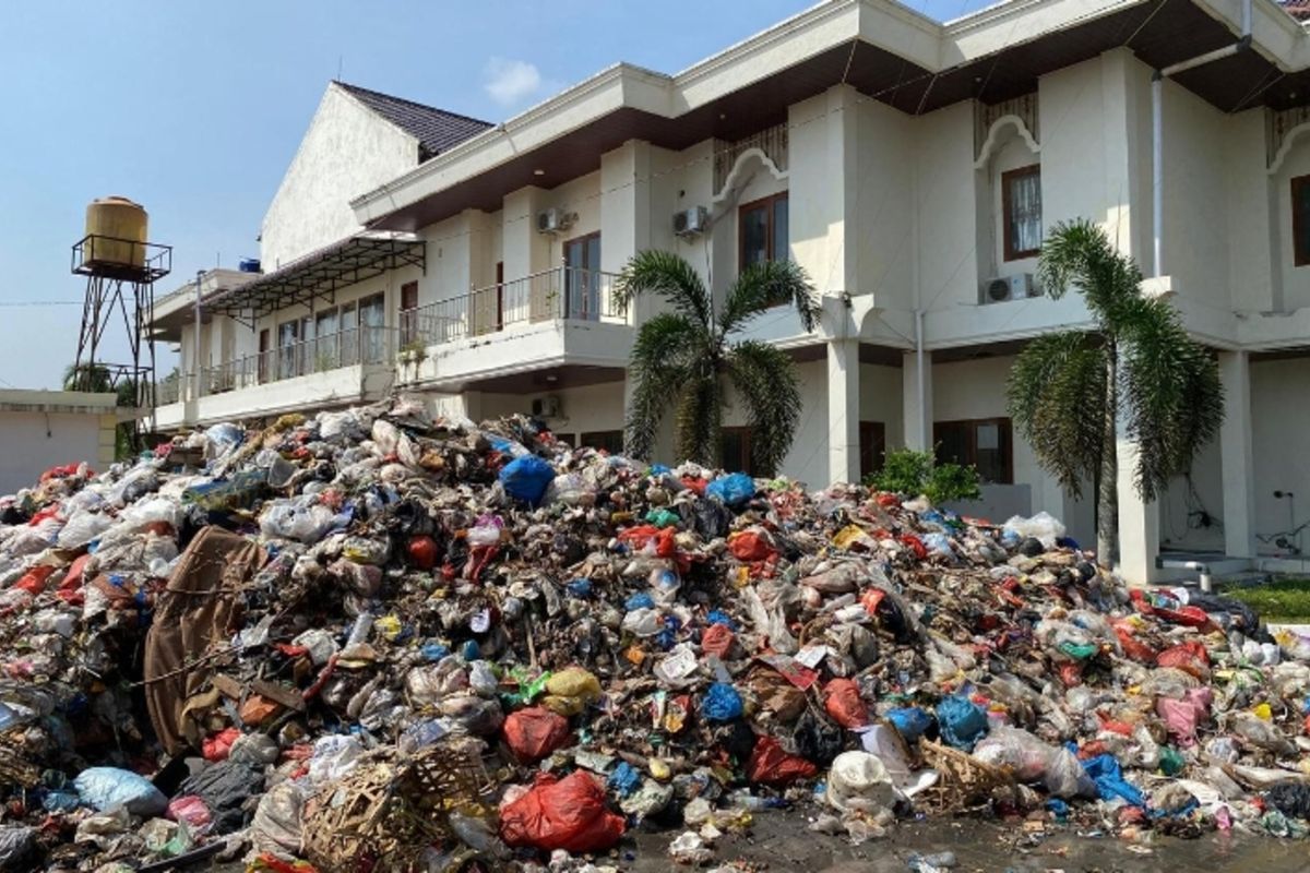 Sampah Pekanbaru: Krisis Lingkungan yang Memprihatinkan Riau