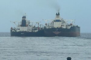 Serangan Israel-Iran Picu Lonjakan Harga Minyak Dunia