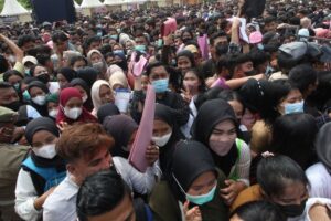 Solusi PHK? Job Fair Efektif: Panduan Lengkap & Akurat