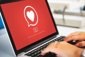 Stop Love Scamming: 6 Tips Amankan Diri di Medsos