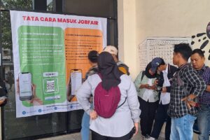 Susah Cari Kerja Jakarta? Kisah Fresh Graduate Ini Bikin Miris
